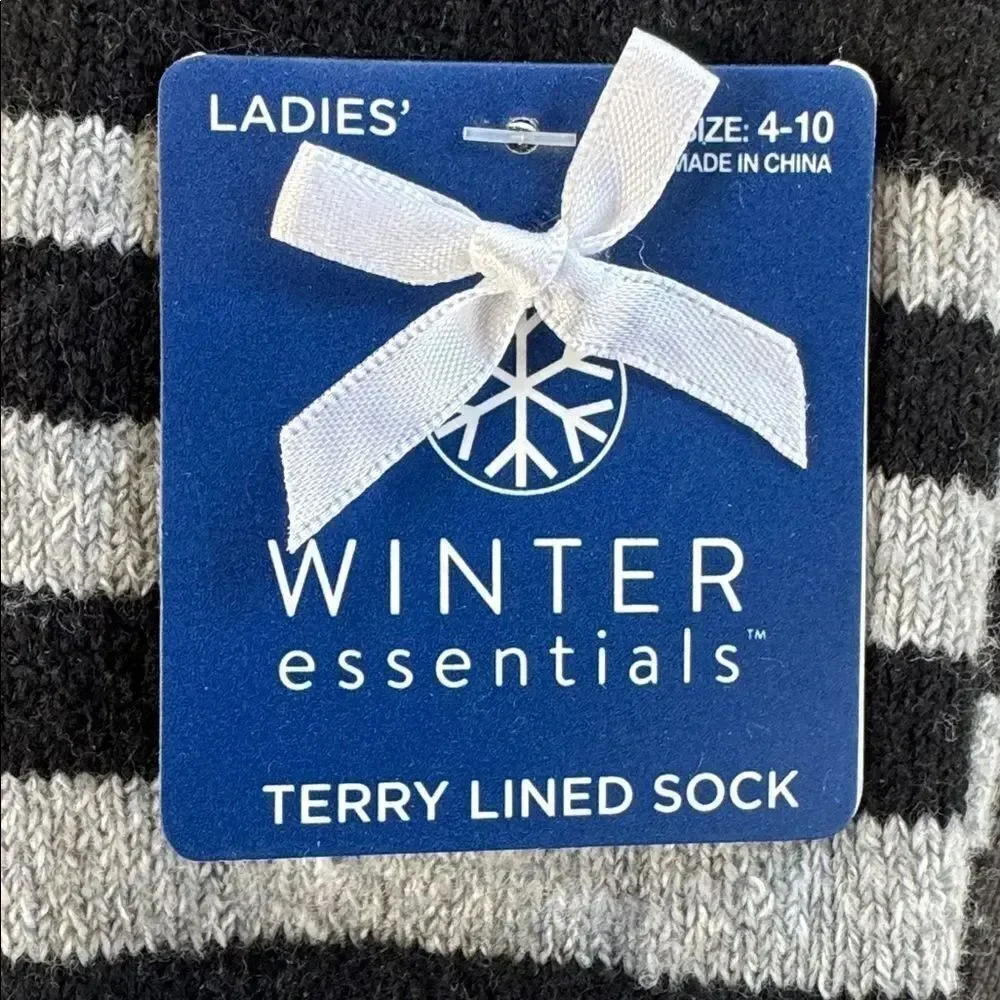 Womens Winter Essentials Terry Lined Striped Socks 1xBlack 1xWhite Size 4-10 NEW